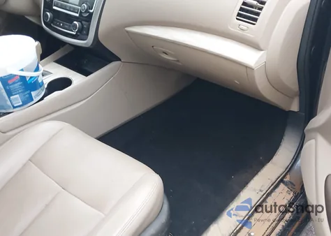 2018 Nissan Altima 2.5/S/Sv/Sl/Sr z USA, uszkodzony, nr VIN 1N4AL3AP8JC119865